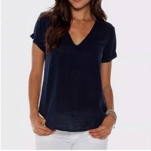 Cloth & Stone navy blue v-neck short sleeve top S